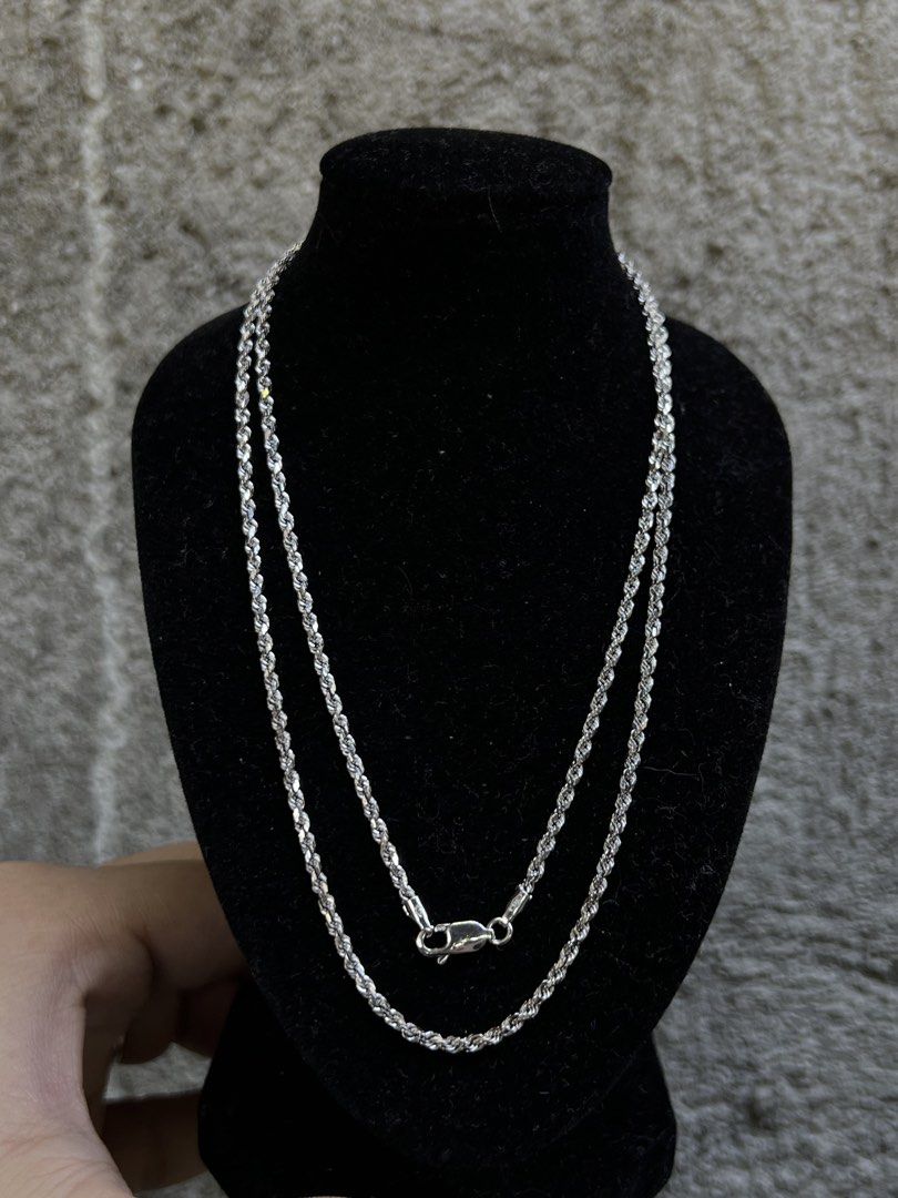14K White Gold Rope Chain Necklace (Category: Necklaces) located in Plaridel. Submitted by raeve.maeve (Listing ID 1470343726, Image 1). Description: 14K White Gold Rope Chain Necklace 4.65 grams 24 inches Brand new condition We accept: - cash / bank transfer - credit card payment - cod/cop via LBC (with ₱2k dp) FB: Gold Garage BLCN.
