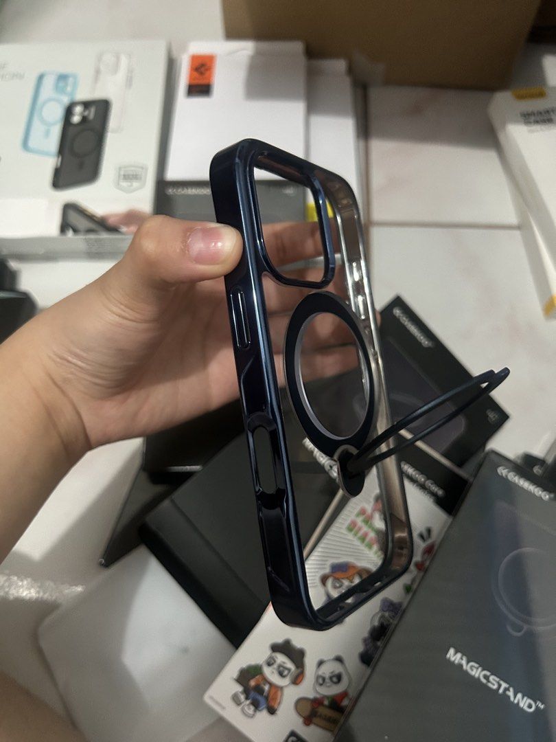16 Pro Casekoo Magsafe with magstand Original Case (Category: Cases & Sleeves) located in Paranaque City. Submitted by fielasanik-anik (Listing ID 1470344524, Image 2). Description: 16 Pro Casekoo Magsafe with magstand Original Case - original and brandnew - With 2 sticker pad - With authentication card Mod: gcash,maya,gotyme,bpi Delivery: lalamove, grab, angkaspadala, j&t (u can choose if from baclaran or manila ang pickup point) Can meetup sa l