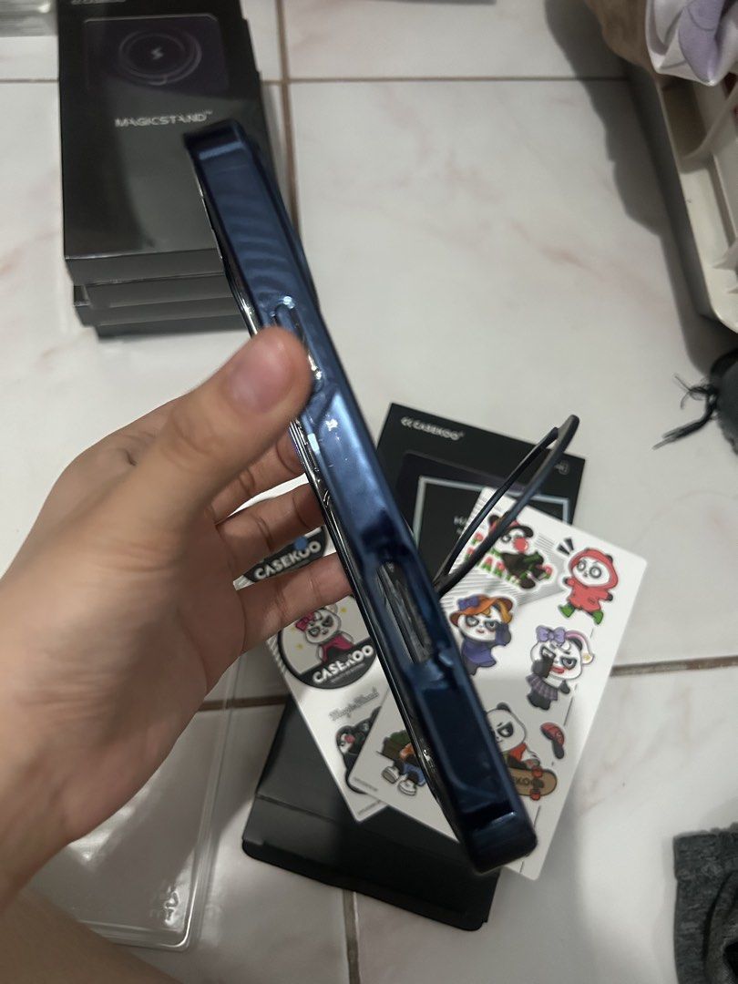 16 Pro Max Casekoo Magsafe with magstand Original Case (Category: Cases & Sleeves) located in Paranaque City. Submitted by fielasanik-anik (Listing ID 1470344547, Image 2). Description: 16 Pro Max Casekoo Magsafe with magstand Original Case - original and brandnew - With 2 sticker pad - With authentication card Mod: gcash,maya,gotyme,bpi Delivery: lalamove, grab, angkaspadala, j&t (u can choose if from baclaran or manila ang pickup point) Can mee