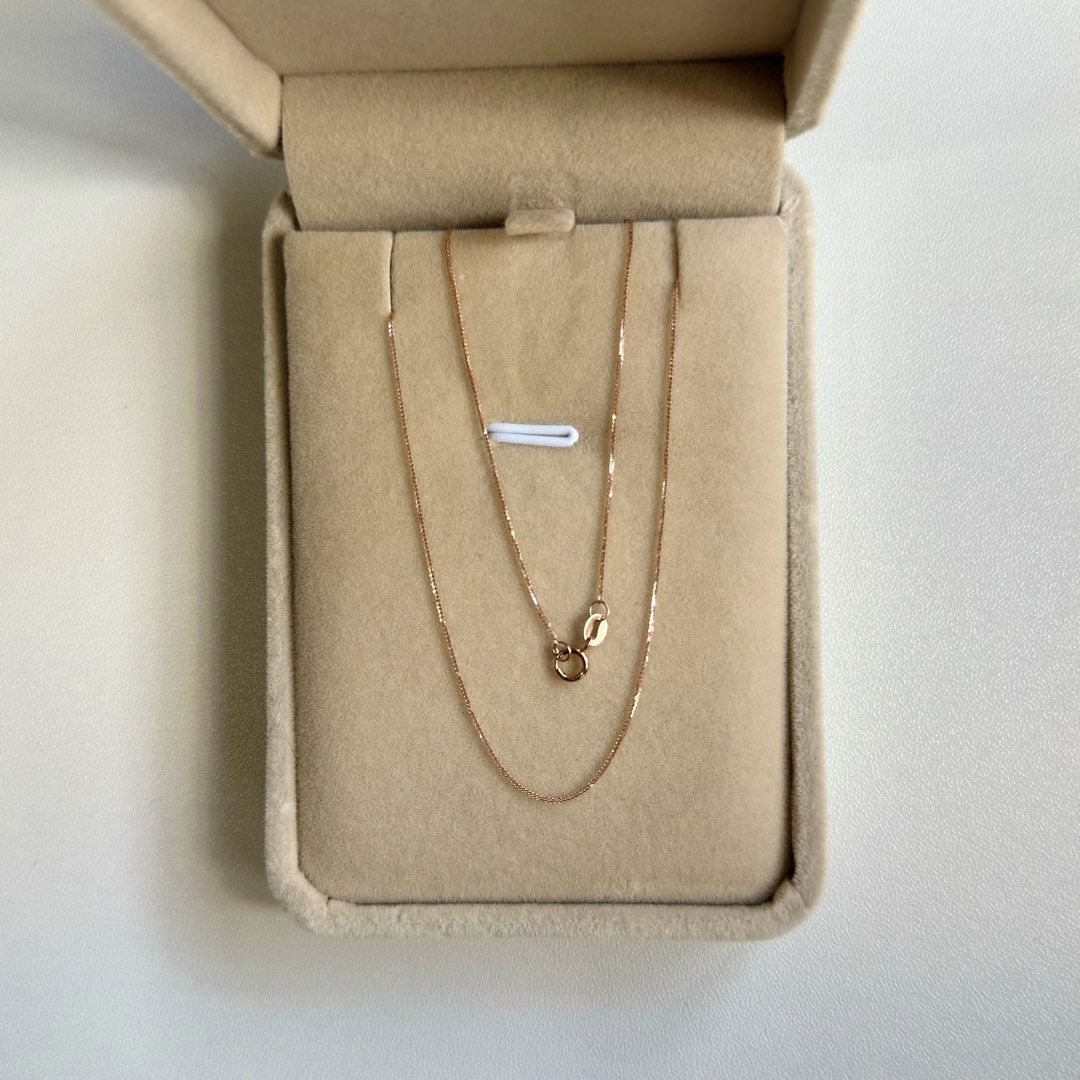 18K Rose Gold 14” & 18” Foxtail Chain (Dainty) (Category: Necklaces) located in Mandaluyong City. Submitted by lestieco (Listing ID 1470202058, Image 1). Description: 18k rose gold (pawnable) 14” & 18” foxtail chain (dainty) 18-inch adjustable chain with jump ring at 14” allows you to hook the clasp into two distinct lengths (14” or the end ring at 18”) 0.47g.