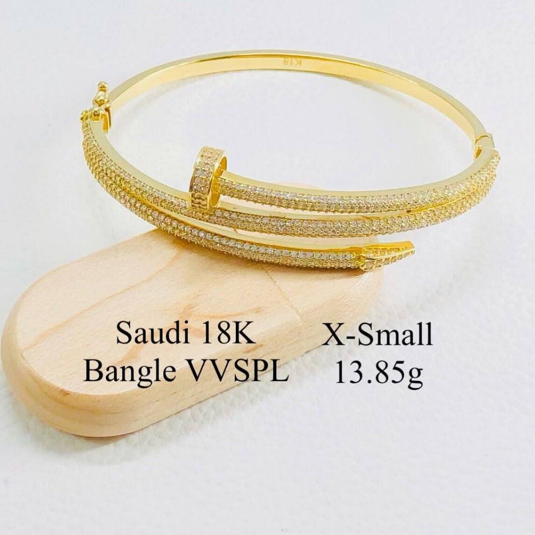 18k Saudi gold bangle (Category: Bracelets) located in Manila. Submitted by bhelgoldseller2ndaccount (Listing ID 1470206937, Image 2). Description: New!!✨New!!✨New!! Authentic 18k Saudi Golds 💯pawnable/naisasanla 💯with high appraisal rate 💯good investment 💯Direct supplier price 👉OPEN for resellers 🌺please take time to evaluate their actual sizes and grams 👉Best panggift for all occasions ✅ Sold per grams not per piece Kya lowest price ✅Wit