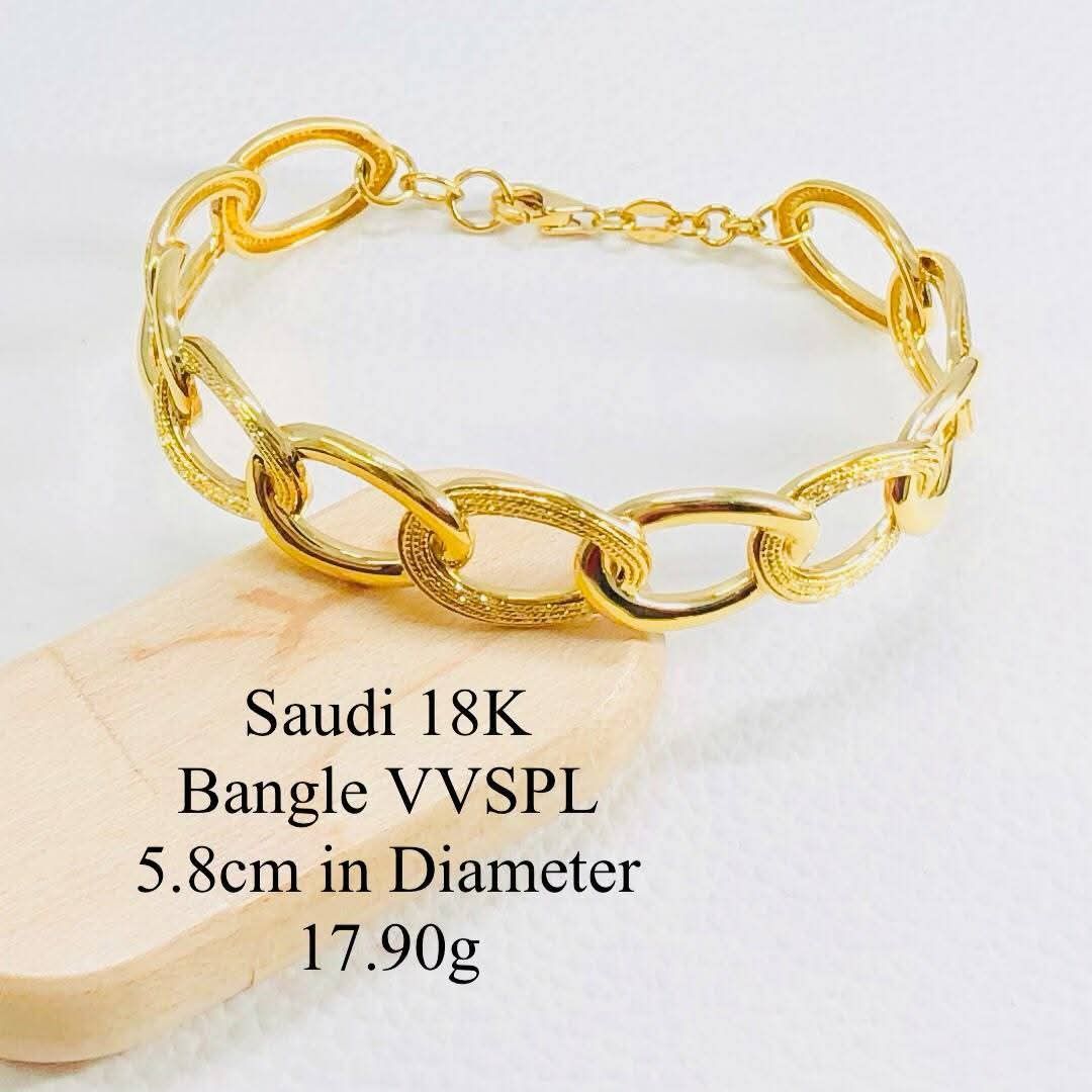 18k Saudi gold bangles (Category: Bracelets) located in Manila. Submitted by bhelgoldseller2ndaccount (Listing ID 1470207119, Image 1). Description: New!!✨New!!✨New!! Authentic 18k Saudi Golds 💯pawnable/naisasanla 💯with high appraisal rate 💯good investment 💯Direct supplier price 👉OPEN for resellers 🌺please take time to evaluate their actual sizes and grams 👉Best panggift for all occasions ✅ Sold per grams not per piece Kya lowest price ✅Wi