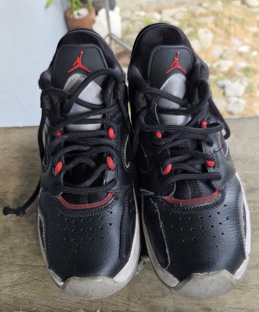 Jordan Air Point Lane 'Black Cement' (Category: Sneakers) located in Pagudpud. Submitted by jmpascual044757 (Listing ID 1470191313, Image 1). Description: 100% guaranteed original!!! my preloved size: us 4y eur 36 cm 23 not for the maarte pass sa barat! no free sf doesnt come with inclusions with signs of usage NOT ABUSED defect only on laces price negotiable.