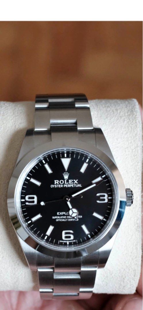 2020 Rolex Explorer 1 39mm Mark II (Category: Luxury Watches) located in Makati City. Submitted by eric103 (Listing ID 1470300477, Image 1). Description: - Model: Rolex Explorer (39mm) Discontinued - Dial: Classic black - Bracelet: Stainless steel Oyster bracelet - Condition: Great classic everyday piece - Inclusions: Full set (inner/outer boxes, warranty card, green tag, white tag, manual booklets .