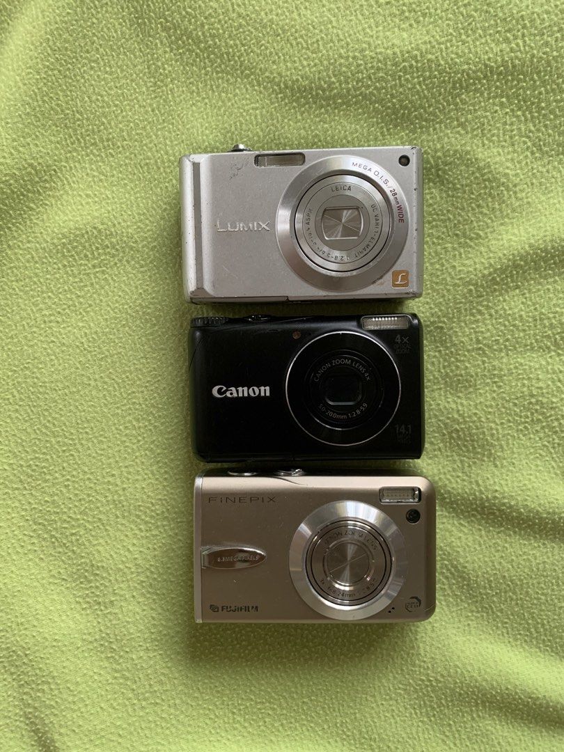 2 Untested, 1 still working with issue (Category: Cameras) located in Manila. Submitted by fayery._ (Listing ID 1470281335, Image 1). Description: Canon PowerShot A2200 (Untested) Lumix Panasonic DMC-FX55 (Untested) Fujifilm FinePix F30 (Working but with issue).