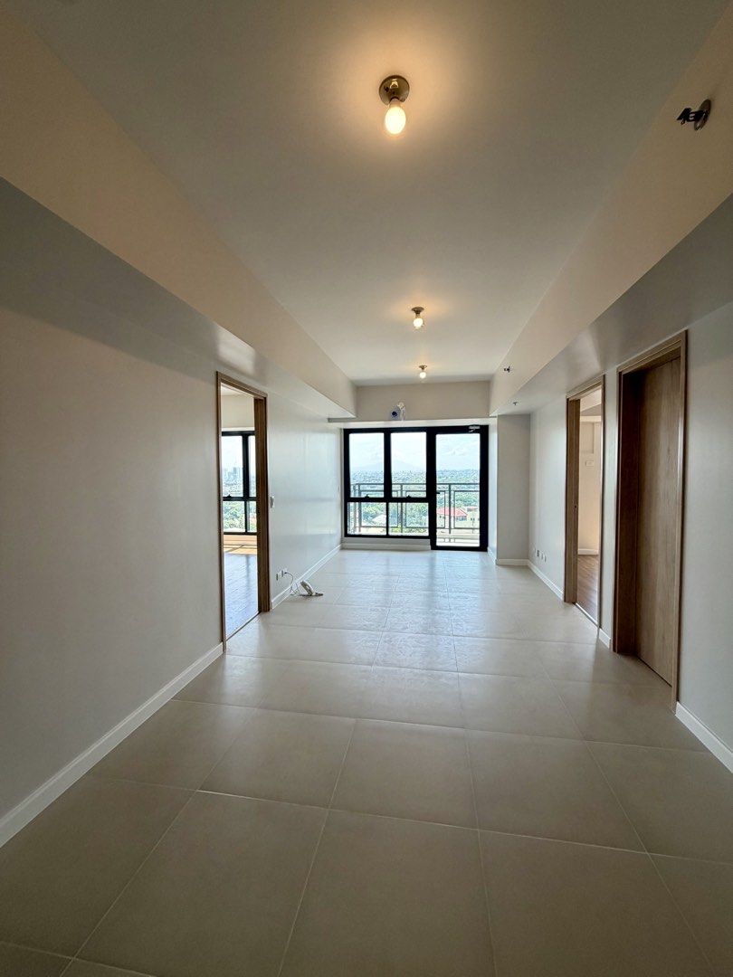 2BR Corner Unit - Viento Cerca Tower 3, Alabang (Category: Apartments & Condos) located in Pasig City. Submitted by nadine.fajardo (Listing ID 1470261003, Image 1). Description: Viento at Cerca Tower 3, Alabang Mid Floor - Corner Unit Floor Area: 78 sqm 2 Bedrooms 2 Bathrooms 1 Parking Slot Maid’s Room with own T&B/ Storage Selling Price: Php 20,500,000 For Inquiries Nadine Fajardo Broker Associate RE/MAX Prime 0917 584 5548 .