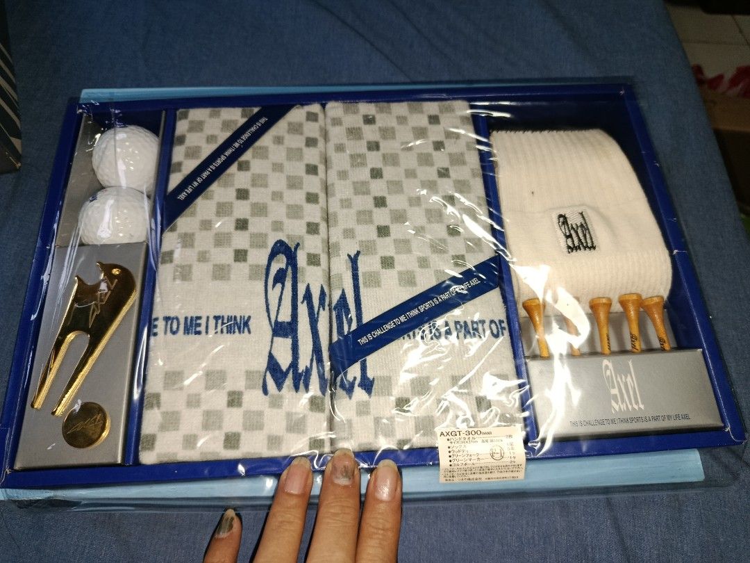 2golf balls set socks and 2 face towels (Category: Golf) located in Quezon City. Submitted by kristal68 (Listing ID 1470346535, Image 1). Description: .