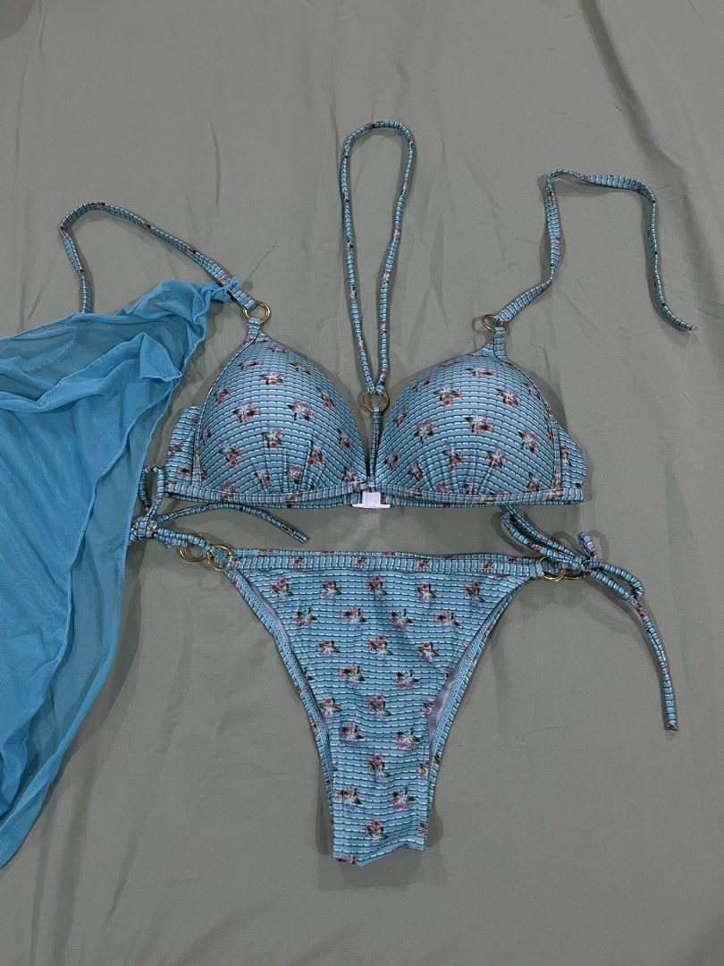 3 pieces swimsuit with cover up (Category: Bikinis & Swimsuits) located in Bulacan. Submitted by cathlenedg8 (Listing ID 1470348297, Image 2). Description: Model and actual photo. Medium on tag. We ship via jnt. Product price + sf.