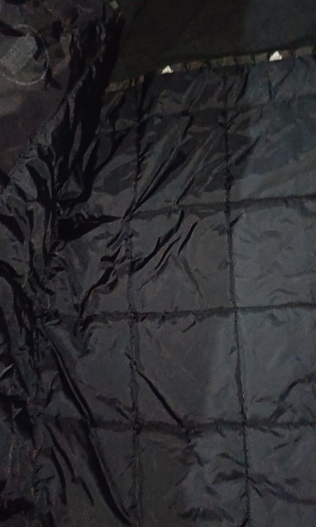 3 stripes puffer jacket (Category: Coats, Jackets and Outerwear) located in Manila. Submitted by bakedmc_23 (Listing ID 1470302949, Image 3). Description: 3 stripes adidas puffer jacket, used onced, brand new condition.