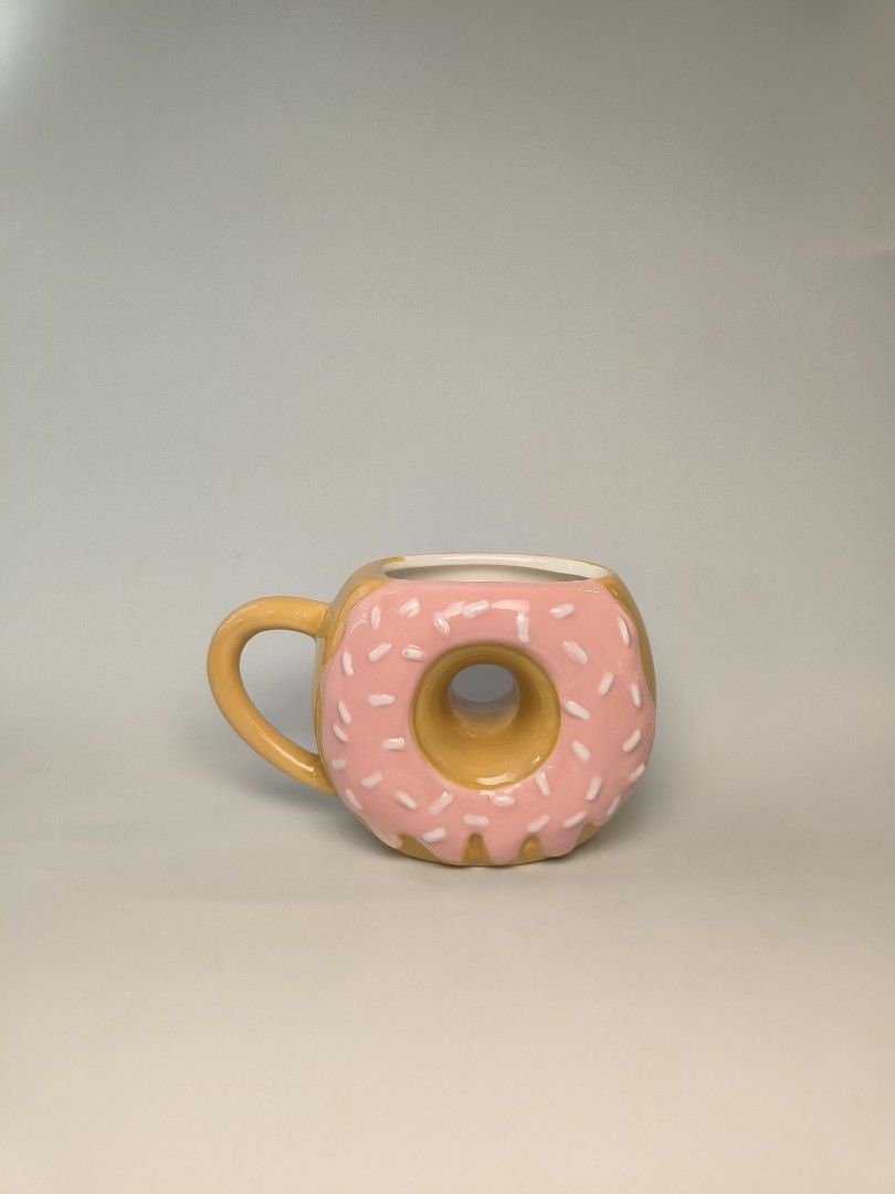 3D mug donut (Category: Coffee & Tea Tableware) located in Cavite. Submitted by phtmt (Listing ID 1470265979, Image 1). Description: These are factory pull-out items, so minor imperfections or flaws may be present. Please manage your expectations..