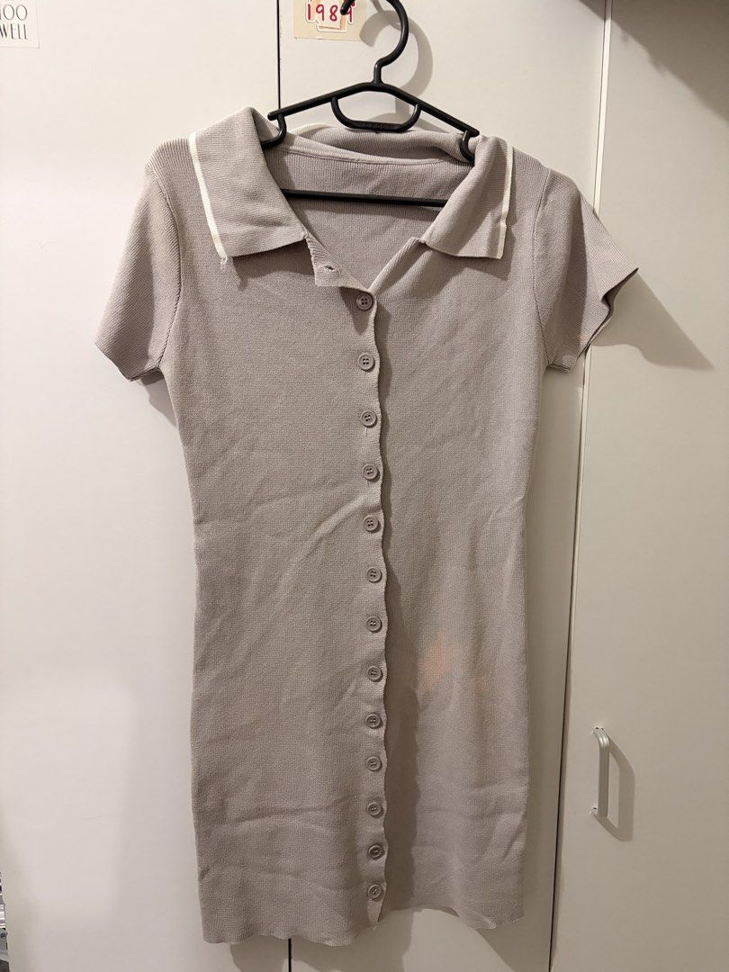 ₱50 each all items (Category: Blouses) located in Pateros City. Submitted by aureamae_ (Listing ID 1470152855, Image 3). Description: Selling my preloved clothes. ₱50 each all items! Location: Pasig/Pateros.