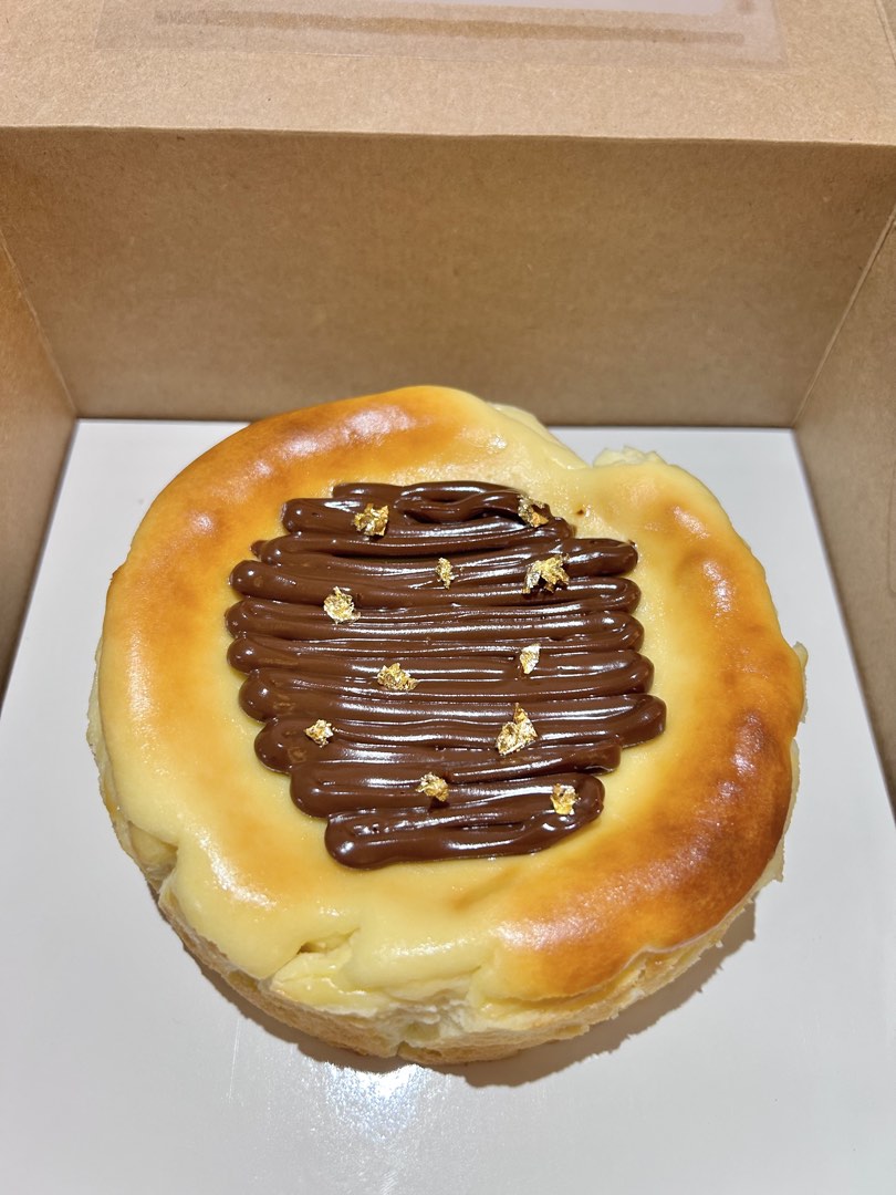 6 inch Burnt Basque Cheesecake, Food & Drinks, Homemade Bakes on Carousell