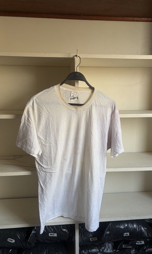 80's Plain Shirt (Category: Tshirts & Polo Shirts ) located in Manila. Submitted by _revault (Listing ID 1470232931, Image 1). Description: .