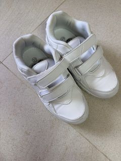 （分類：）位於 。 由 haimei9916 提交（商品編號 1470174884，圖片 1）。簡介： 。