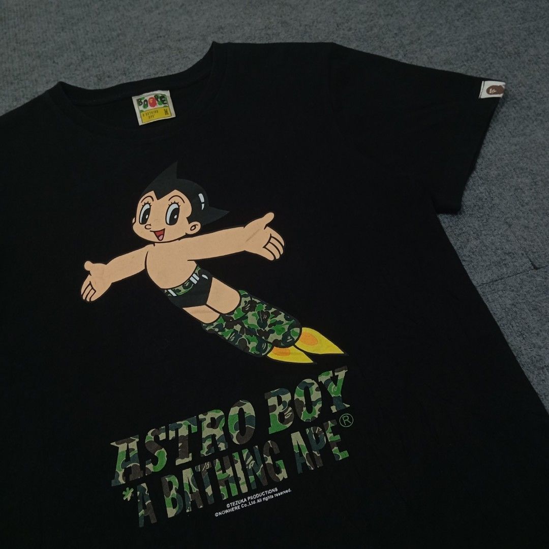 A Bathing Ape (BAPE) x Astro Boy (Category: Babies & Kids Fashion) located in Taguig. Submitted by sito. (Listing ID 1470327698, Image 2). Description: For sale! 📣 Bathing Ape (BAPE) x Astro Boy Specs and measurements: • Size Medium • Length 26 inches • Width 20 inches Condition Details: • Excellent Condition • No issue • Color rate: 10/10 • Overall Condition: 10/10 Price: ~ ₱520 Transaction Details: Location: Upper Bicutan, Taguig City, Metro M