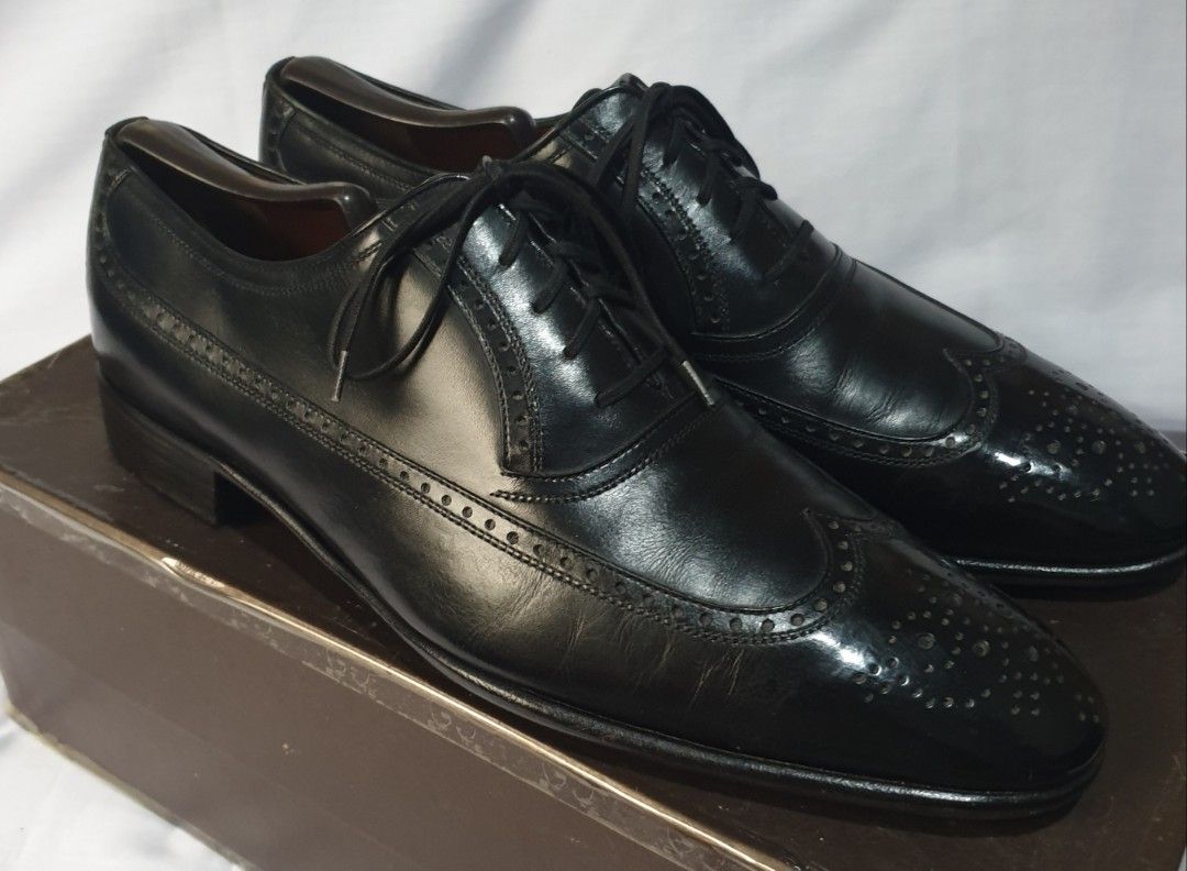 A. Testoni sz8.5 (29cm insole) (Category: Dress Shoes) located in Amadeo. Submitted by kuyadan_23 (Listing ID 1470279915, Image 3). Description: presentable looking pair best fit to a sz 10 US pair of shoes only mop thru gcash sf c/o buyer.