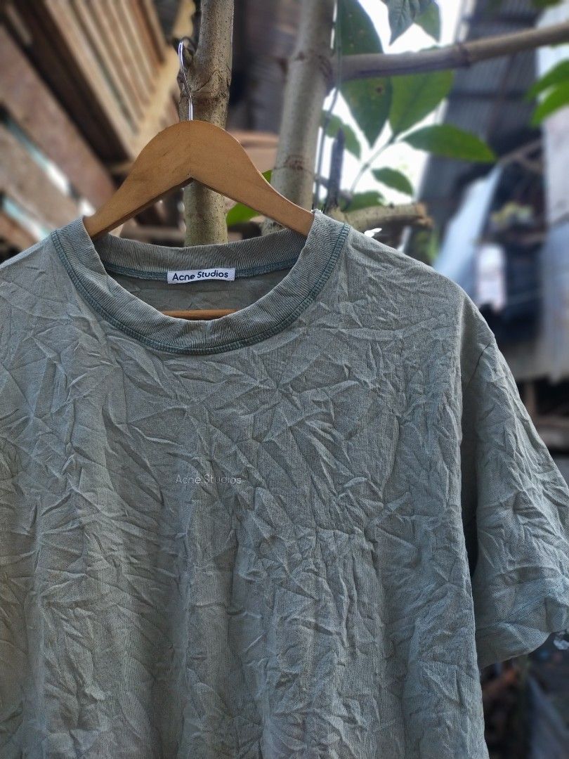Acne studios shirt (Category: Tshirts & Polo Shirts ) located in Cagwait. Submitted by roundsociety_ph (Listing ID 1470227861, Image 2). Description: Size XS mens womens fit medium to large.