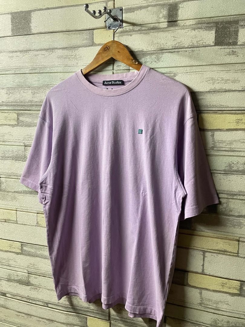Acne Studios Tonal Face Patch Crewneck Shirt (Category: Tshirts & Polo Shirts ) located in Cainta. Submitted by baddieshop.mnl (Listing ID 1470281432, Image 3). Description: Excellent condition No issues Authentic and Complete Tags Size: Large Dimension: 22x29.