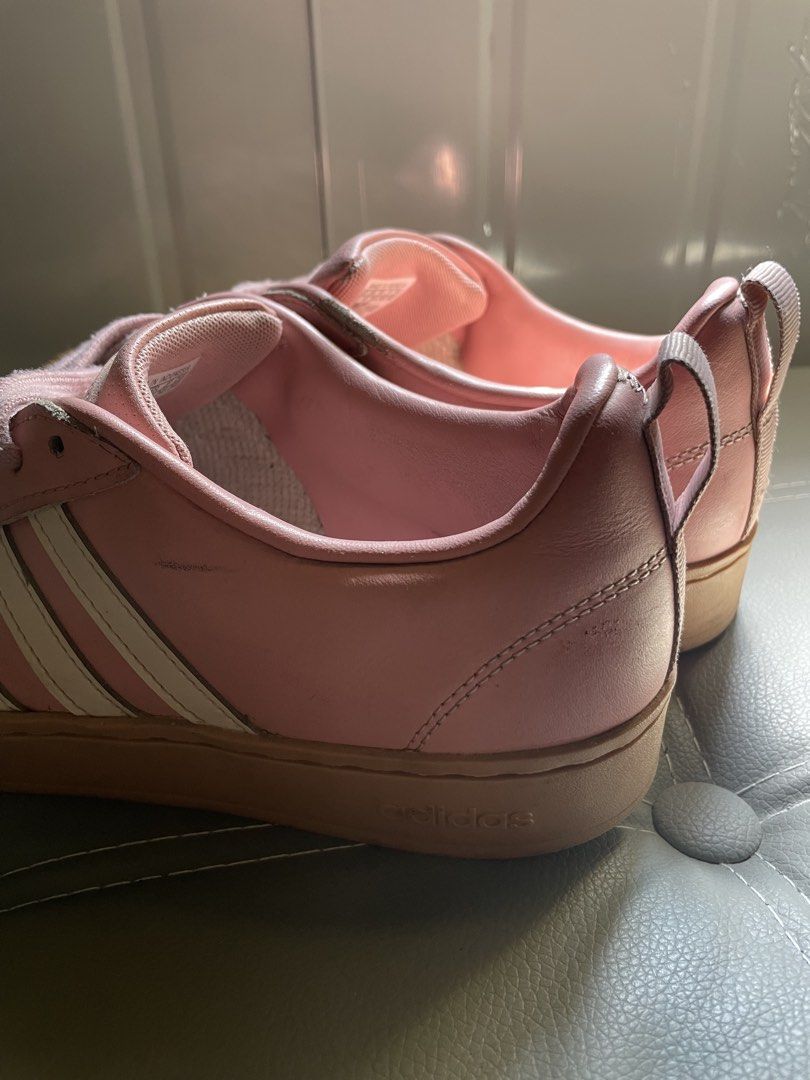 Adidas (Category: Casual Shoes) located in Manila. Submitted by navo.dyfinds (Listing ID 1470188941, Image 3). Description: .