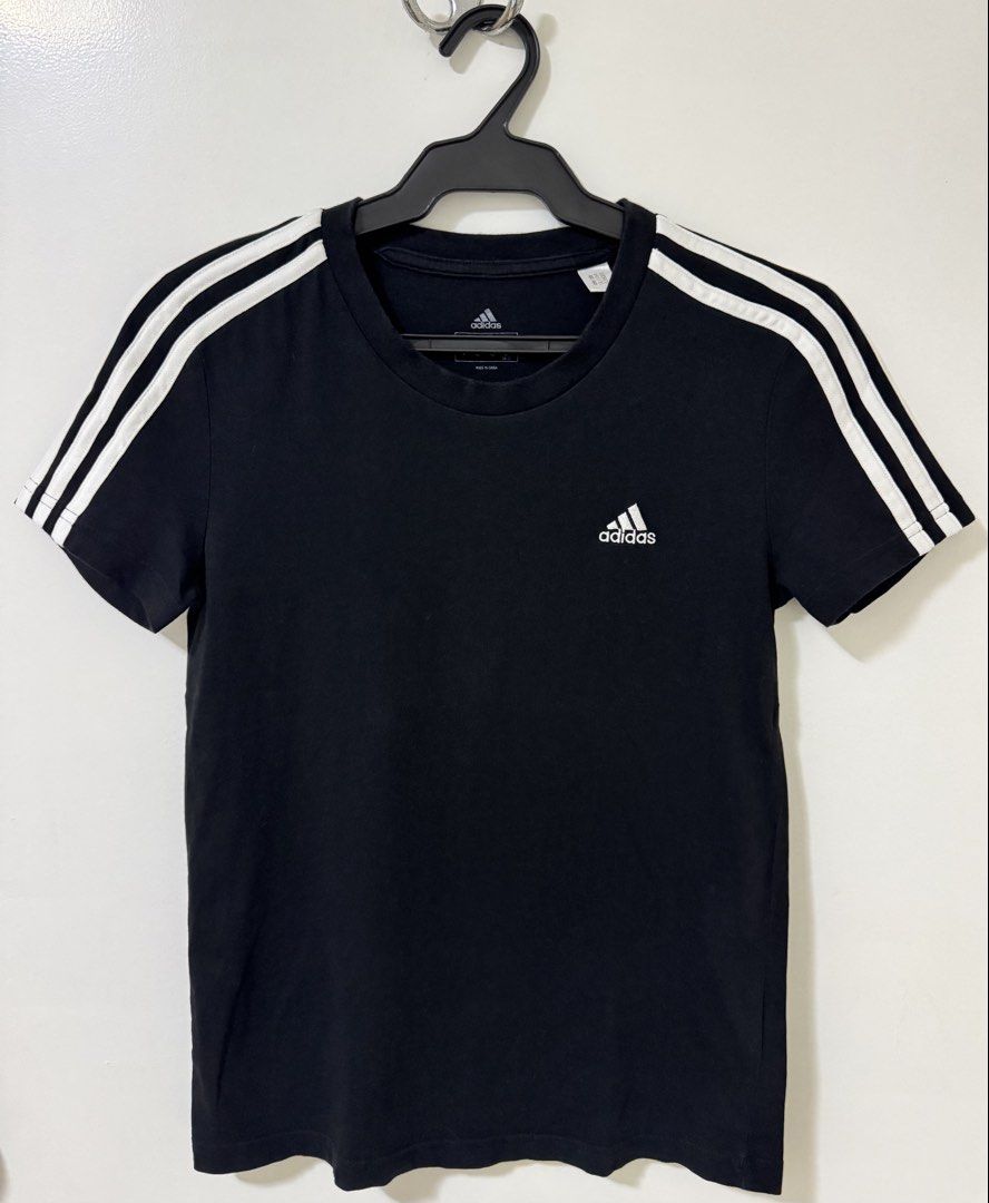 Adidas 3-Stripes Womens Shirt (Category: Shirts) located in Mandaluyong City. Submitted by axos723 (Listing ID 1470308100, Image 1). Description: ➡️Please read item description carefully below (click read more 👇) ➡️Personal Preloved ➡️Item is AVAILABLE ➡️Guaranteed 💯 %Authentic ➡️1-Day Reservation only ➡️First to pay gets the item ➡️For SURE BUYERS only please. -Price: P480 +SF (Original Mall price is P1200-see photo of tag) -Brand: Adidas -Siz