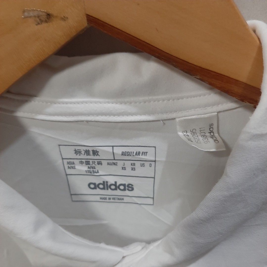 ADIDAS AEROREADY POLO (Category: Tshirts & Polo Shirts ) located in San Carlos. Submitted by denzel999 (Listing ID 1470280734, Image 3). Description: SMALL LIKENEW.