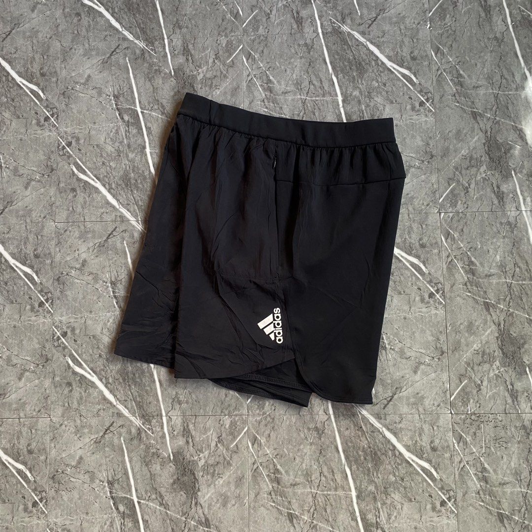 Adidas Aeroready Running Short (Category: Activewear) located in Naga. Submitted by wanderingtreasures.ph1 (Listing ID 1470270436, Image 2). Description: Adi Aeroready Running Short Condition 9.8/10 Color rate 10/10 Authentic Drifit Aeroready With 2 side zipper pockets Above the knee Stretchable Small size Waistline 26-30 / Length 16.5 No issues php + sf 📩.