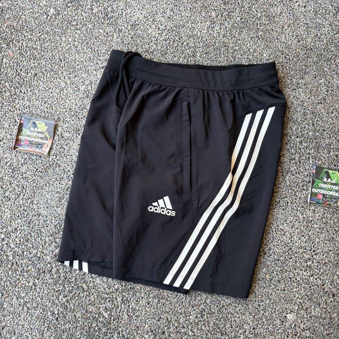 Adidas athletic/training shorts Men’s (Category: Shorts) located in Caloocan City. Submitted by rjlthrifts (Listing ID 1470181304, Image 2). Description: Adidas athletic/training shorts Men’s AEROREADY-equipped training/running shorts Excellent Condition Color Rate 10/10 28 - 31 Waist Line 17.5 Length No Issue. Price. 1,280 Loc. South Caloocan Courier. J&T And Flash Express.