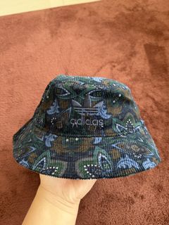 (Category: ) located in . Submitted by lj.store (Listing ID 1470190616, Image 1). Description: .