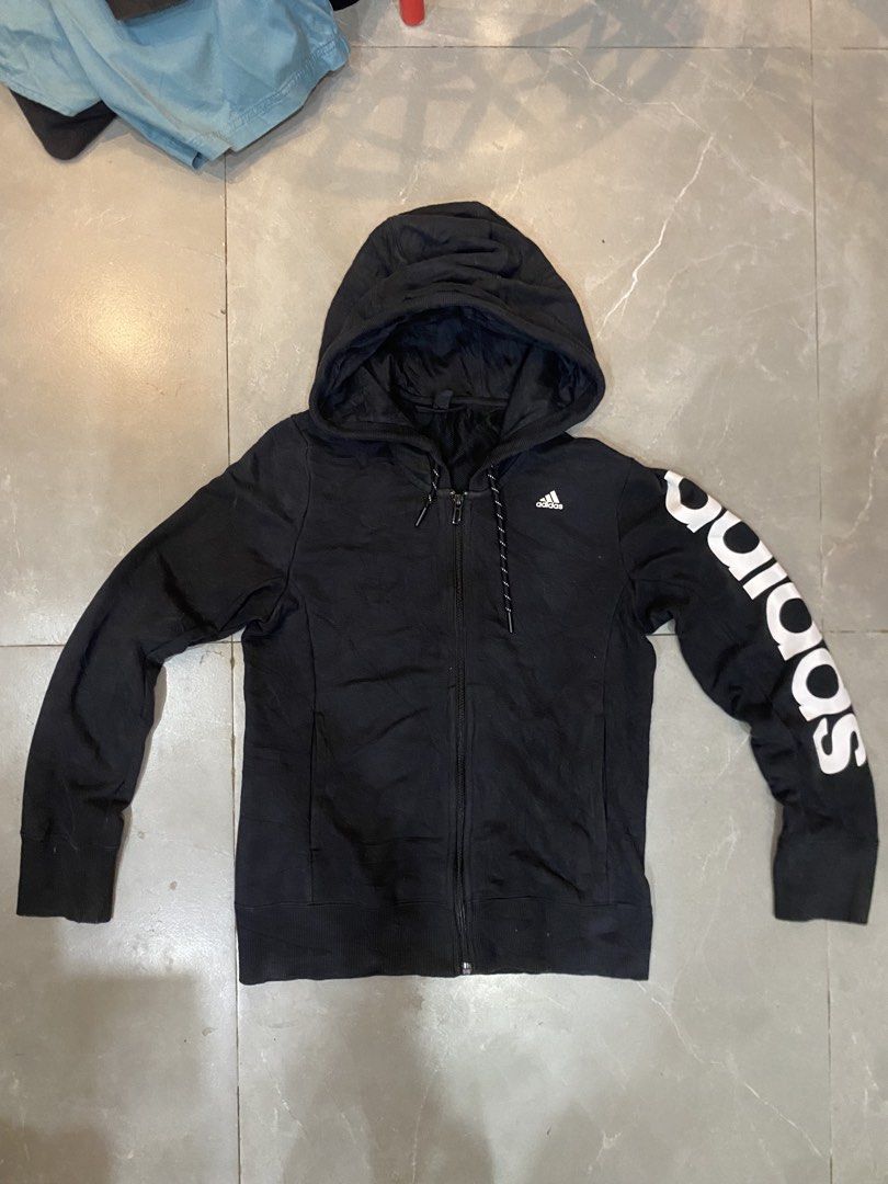 Adidas Climalite Jacket (Category: Coats, Jackets and Outerwear) located in Cainta. Submitted by rurufinds (Listing ID 1470150460, Image 1). Description: Adidas Climalite Jacket 24Lx18W Very good condition Color rate 8/10 No hairline crackprints Cainta Rizal Location .