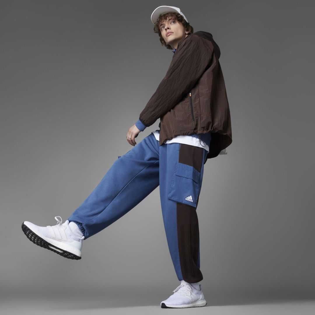 Adidas french terry jogger (Category: Joggers) located in El Nido. Submitted by marco.tandoc (Listing ID 1470167624, Image 1). Description: brandnew with tags size: Medium (Loose fit) waist: 28-36 length: 37.