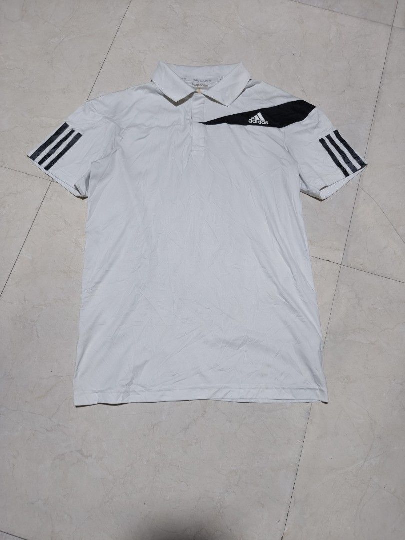 Adidas Polo (Category: Tshirts & Polo Shirts ) located in Mandaue City. Submitted by back2street- (Listing ID 1470313950, Image 1). Description: -need wash stain -fine lints removable.