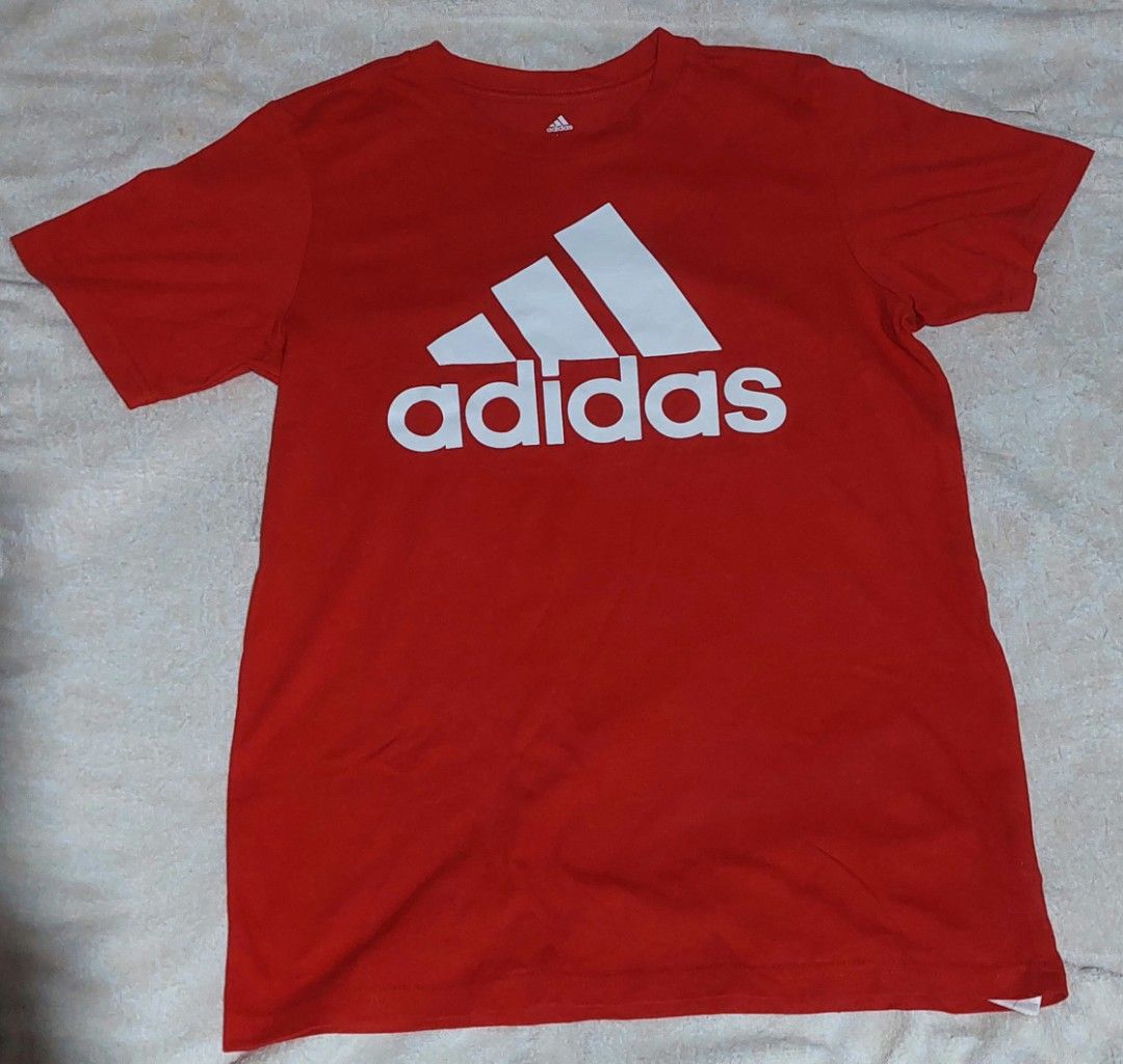 Adidas red tee (Category: Tshirts & Polo Shirts ) located in Daet. Submitted by stonervoid (Listing ID 1470275362, Image 1). Description: Adidas red tee 18x25 300 shipped.