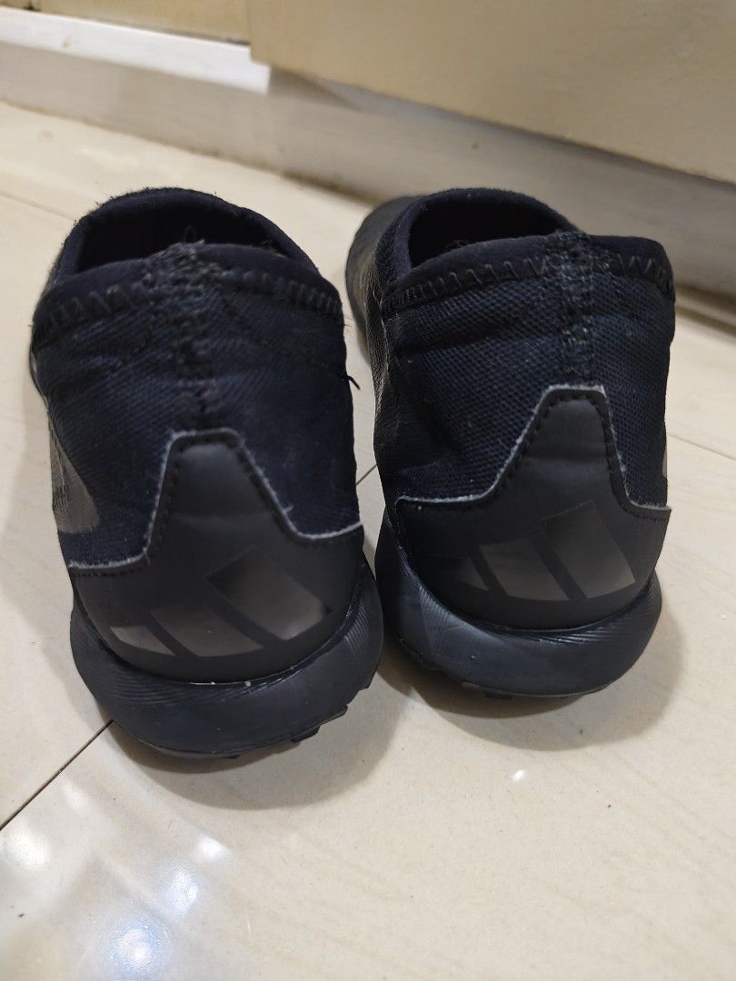 Adidas size 7 1/2 (Category: Sneakers) located in Zamboanga. Submitted by ckealia (Listing ID 1470148615, Image 3). Description: good used condition size 7 1/2 fits size 8 no flaws expect signs of used.