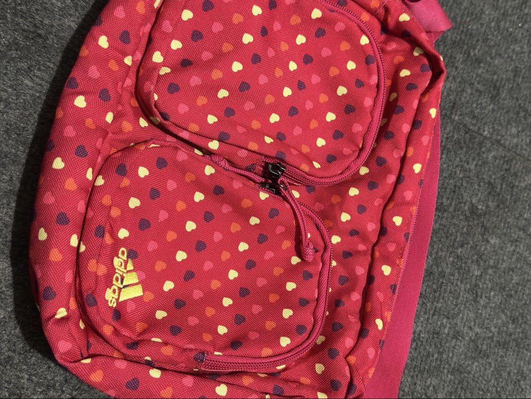 Adidas Sling Bag (Category: Sling Bags) located in Dipolog. Submitted by dripdistric.co (Listing ID 1470248257, Image 2). Description: Pm.