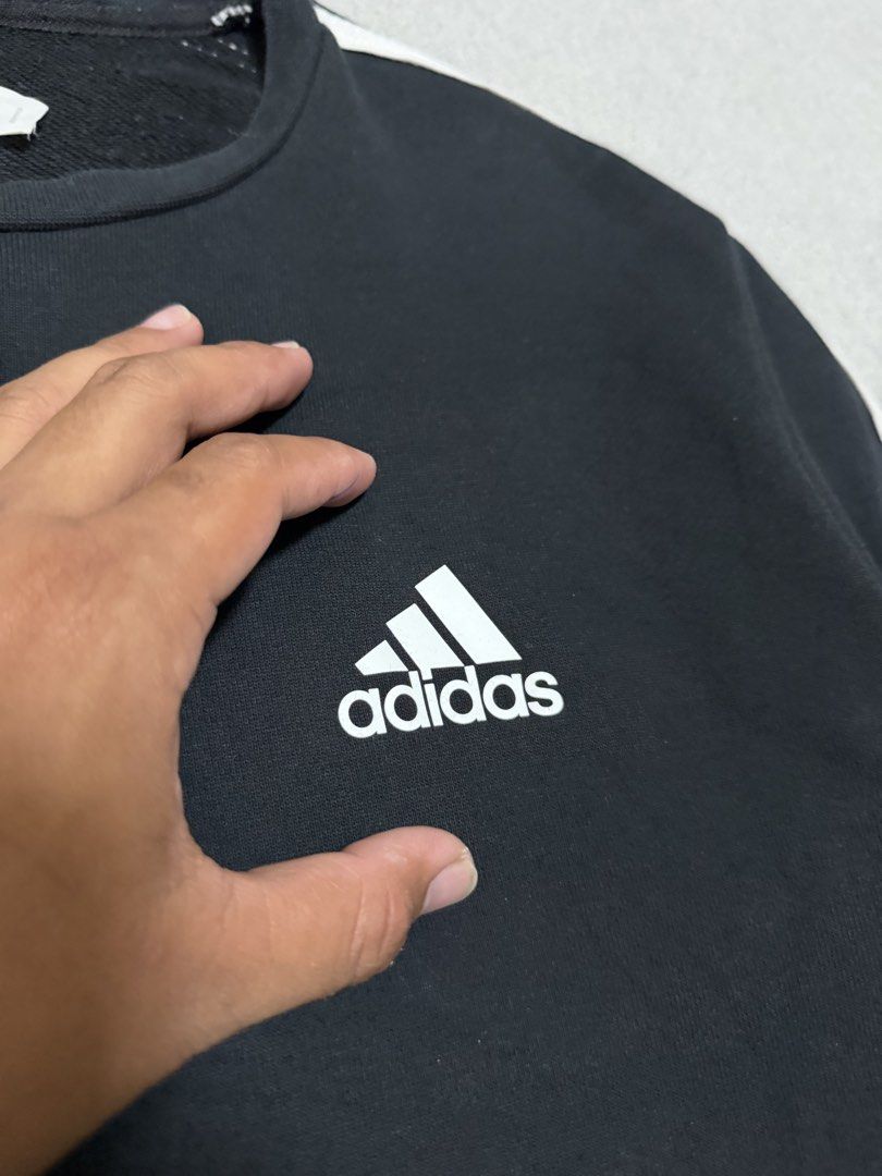 Adidas Sweater Jacket (Category: Coats, Jackets and Outerwear) located in Bulacan. Submitted by sanjisthrift (Listing ID 1470303048, Image 3). Description: Size Medium Width 19 Length 26.5 Very Good Condition 9/10.