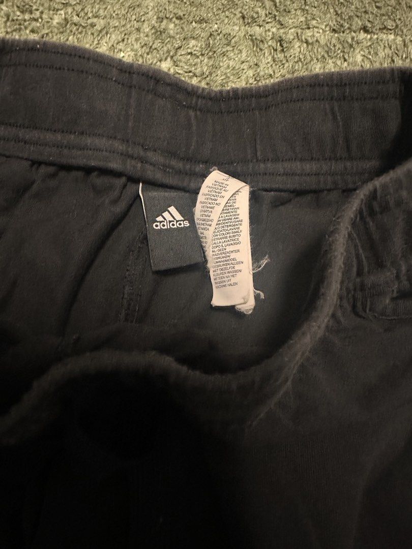 Adidas sweat/gym short (Category: Shorts) located in Quezon City. Submitted by kerlitops (Listing ID 1470222155, Image 3). Description: Declutterring! S-M women Very good condition.