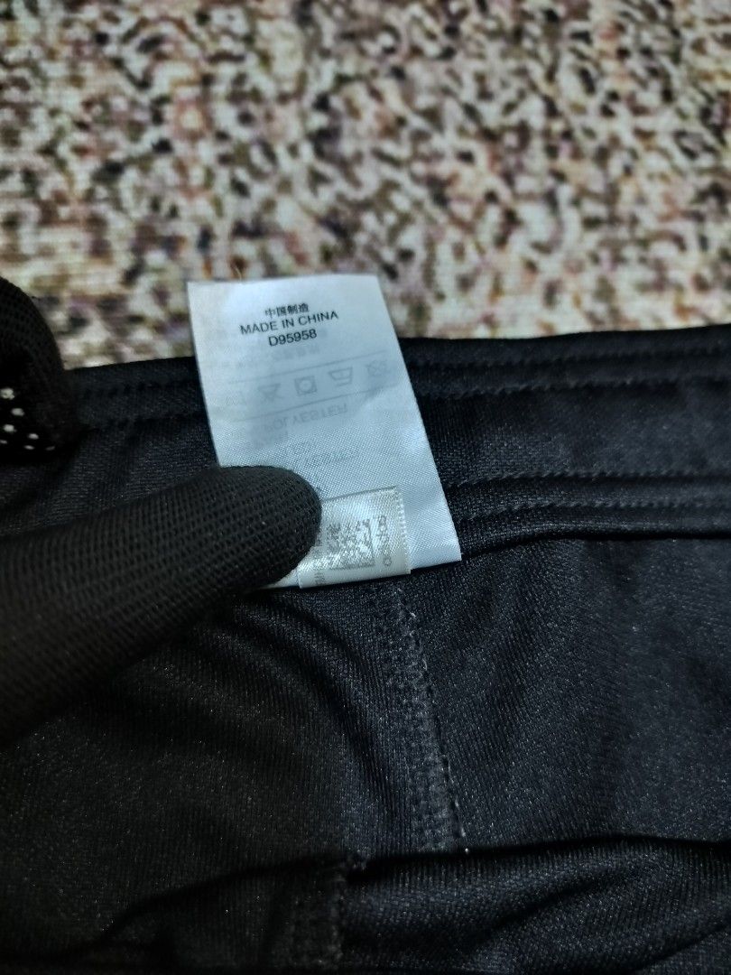 Adidas Tiro 19 3 Stripes Training Pants (embossed) (Category: Joggers) located in Taguig. Submitted by thriftybounce (Listing ID 1470280020, Image 3). Description: Waist : 29 Stretch Length : 38 Color Rate : 9.8/10 Issue : None As New!.
