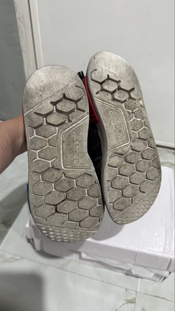 Adidas US 1 19.5CM (Category: Babies & Kids Fashion) located in Quezon City. Submitted by dinesaur (Listing ID 1470231016, Image 2). Description: Needs wash US 1, 19.5cm.