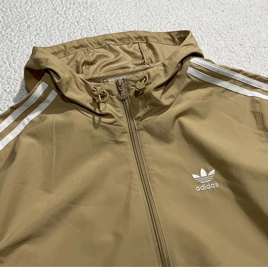 Adidas Windbreaker (Category: Coats, Jackets and Outerwear) located in Cebu City. Submitted by mc80. (Listing ID 1470341481, Image 3). Description: Dimes 21x27 small tag - oversized No issue.