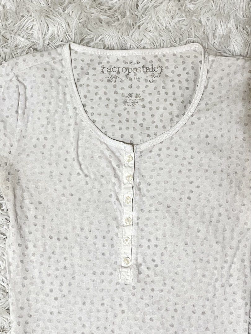 Aeropostale White Henley (Category: Shirts) located in Bacolod City. Submitted by minwonluvr (Listing ID 1470265123, Image 2). Description: -thin material, good for layering -L on tag, fits S-M #vintage #y2k.