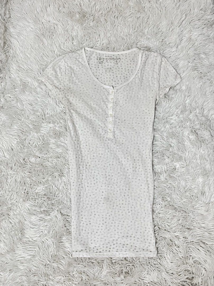 Aeropostale White Henley (Category: Shirts) located in Bacolod City. Submitted by minwonluvr (Listing ID 1470265123, Image 1). Description: -thin material, good for layering -L on tag, fits S-M #vintage #y2k.