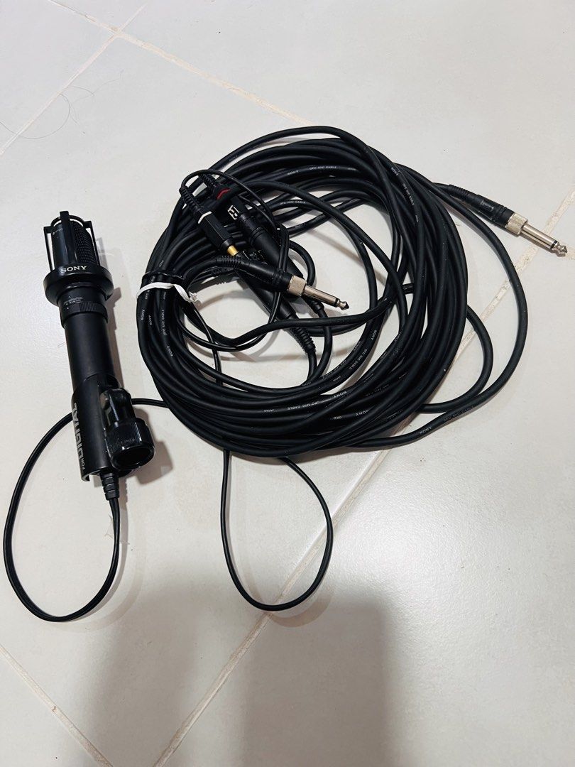 Affordable Sony ECM-959DT stereo electret with its integrated multi-core audio cable 😍👌🏻 (Category: Other Audio Equipment) located in Malolos. Submitted by afford.japan (Listing ID 1470148503, Image 1). Description: Affordable Sony ECM-959DT stereo electret with its integrated multi-core audio cable 😍👌🏻.