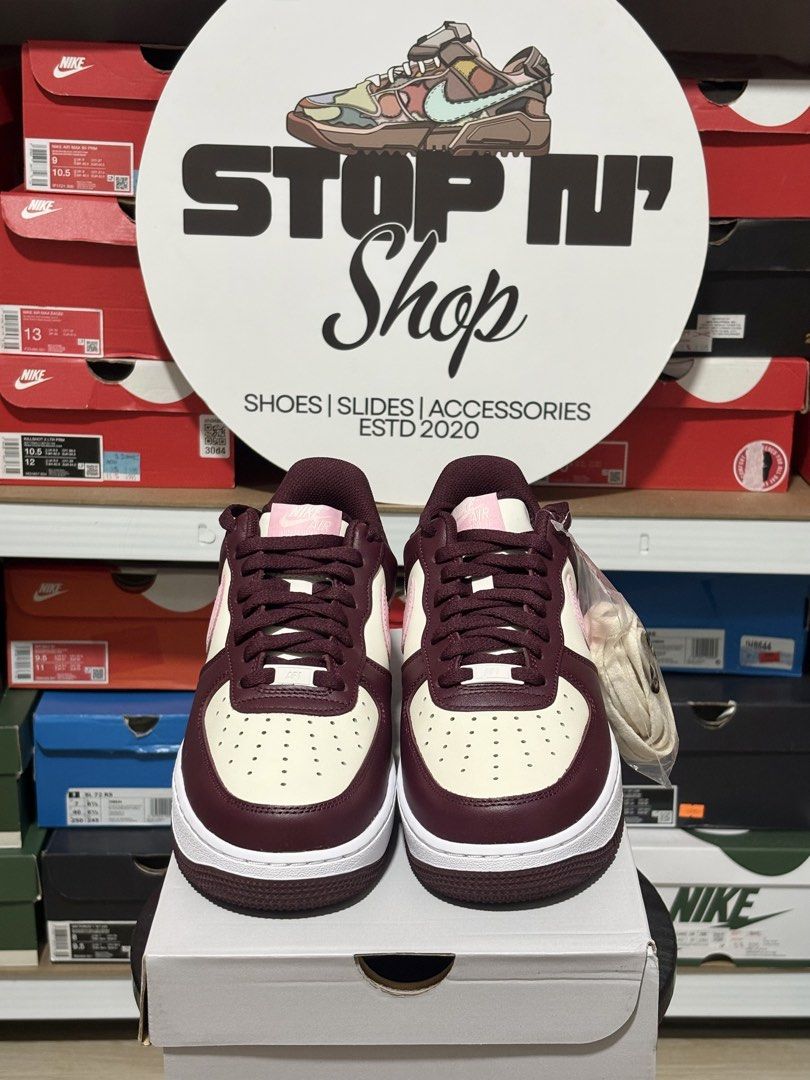 AIR FORCE 1 'PALE IVORY MEDIUM SOFT PINK' (Category: Sneakers) located in Makati City. Submitted by ilovestopnshop20 (Listing ID 1470347108, Image 2). Description: I N S T O C K🚨 AIR FORCE 1 'PALE IVORY MEDIUM SOFT PINK' Size Available: 9/10/11 US Men ✅NOW: ₱3,595 ❌SRP:₱5,795 ON HAND & READY TO SHIP! 📍LOCATION: BRGY KARUHATAN, VALENZUELA CITY MOP • GCASH, BDO, BPI MOD • Lalamove, J&T Express, JRS, LBC COD or COP ALL ITEMS ARE BRANDNEW AND LEGIT