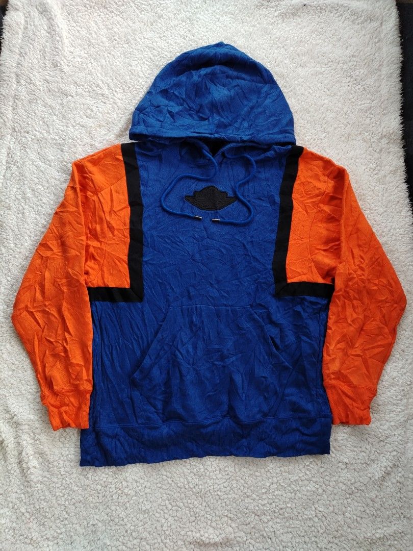 AIR JORDAN (Category: Hoodies) located in Don Carlos. Submitted by thriftnidodong_23 (Listing ID 1470252793, Image 1). Description: EXCELLENT TO NEW CONDITION COLOR RATE 10/10 NO ISSUE 22X27.5.