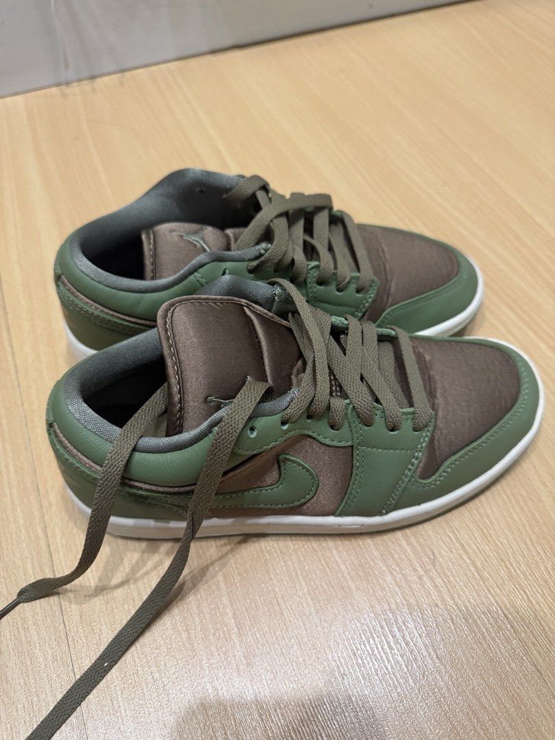 Air Jordan 1 Low - Olive Green & Brown (Category: Casual Shoes) located in Pasig City. Submitted by kristenfinds (Listing ID 1470308731, Image 1). Description: Message for more details. 🤍.