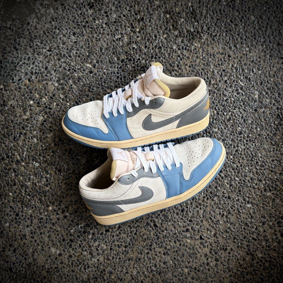 Air Jordan 1 Low ‘Tokyo’ (Category: Sneakers) located in Marikina City. Submitted by jcgabito (Listing ID 1470174158, Image 1). Description: Jordan 1 Low ‘Tokyo’ Price: ₱2,500 Size: 10 Men’s Condition: Used| With OG Box -Sign of Usage.