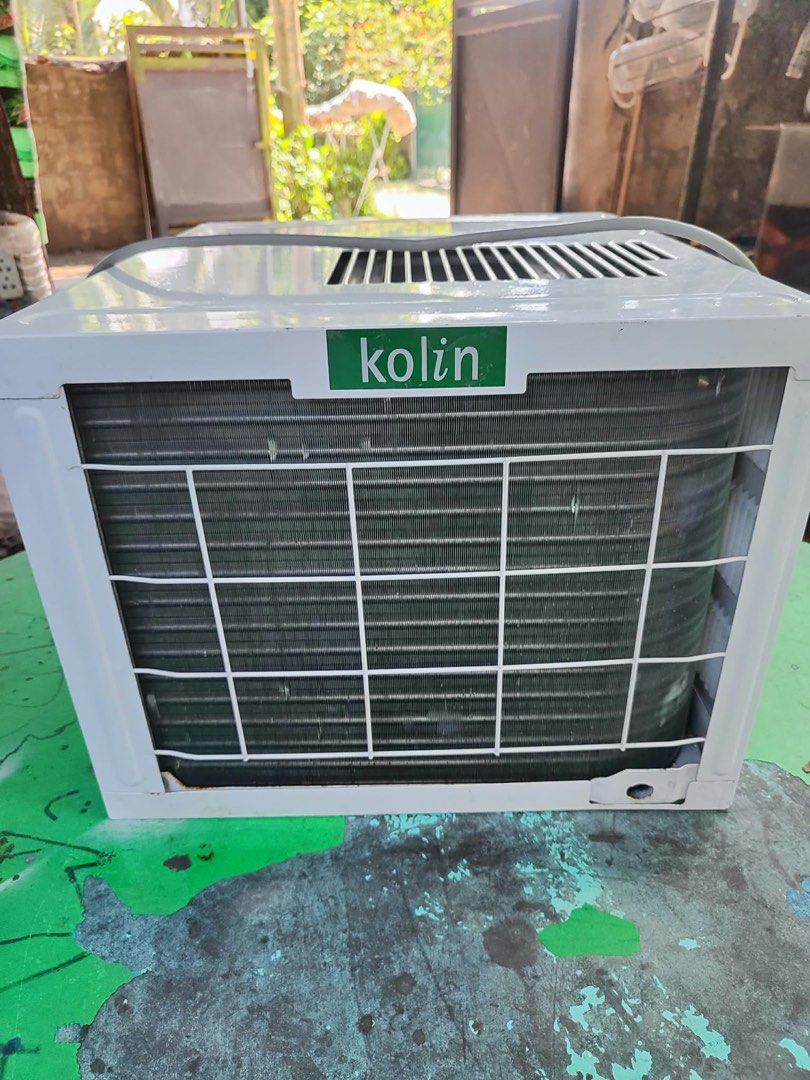 Aircon (Category: Engine and Aircon Parts and Accessories) located in Manila. Submitted by tin3tine (Listing ID 1470147983, Image 3). Description: 1HP.