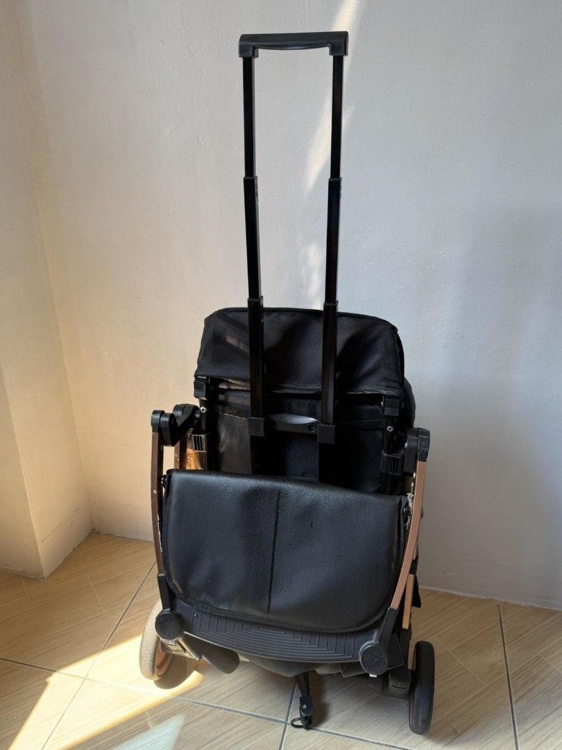 Akeeva Esmio Gold Baby Stroller (Category: Strollers) located in Manila. Submitted by joshdavid9923 (Listing ID 1470182521, Image 3). Description: - Ultra-compact fold with a convenient suitcase pull handle - Smooth-rolling wheels for effortless steering - Built-in safety harness for your baby's security - Includes a protective black canopy - Travel-friendly and easy to pack up RFS: No longer using. Meet up (selected areas) or Delivery Manila are