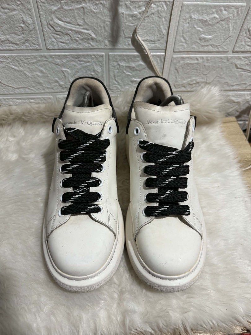 Alexander McQueen Oversized Sneakers (Category: Sneakers & Footwear) located in Mati. Submitted by thriftedbagsbeyond (Listing ID 1470300153, Image 2). Description: .