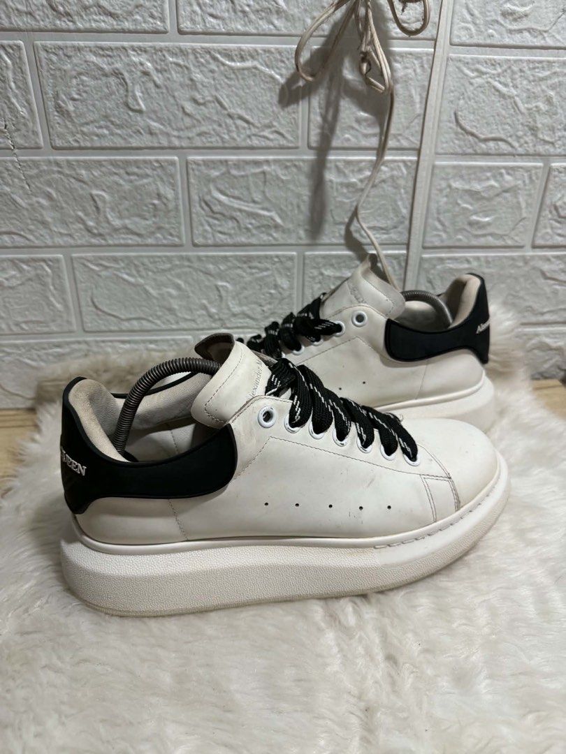 Alexander McQueen Oversized Sneakers (Category: Sneakers & Footwear) located in Mati. Submitted by thriftedbagsbeyond (Listing ID 1470300153, Image 3). Description: .